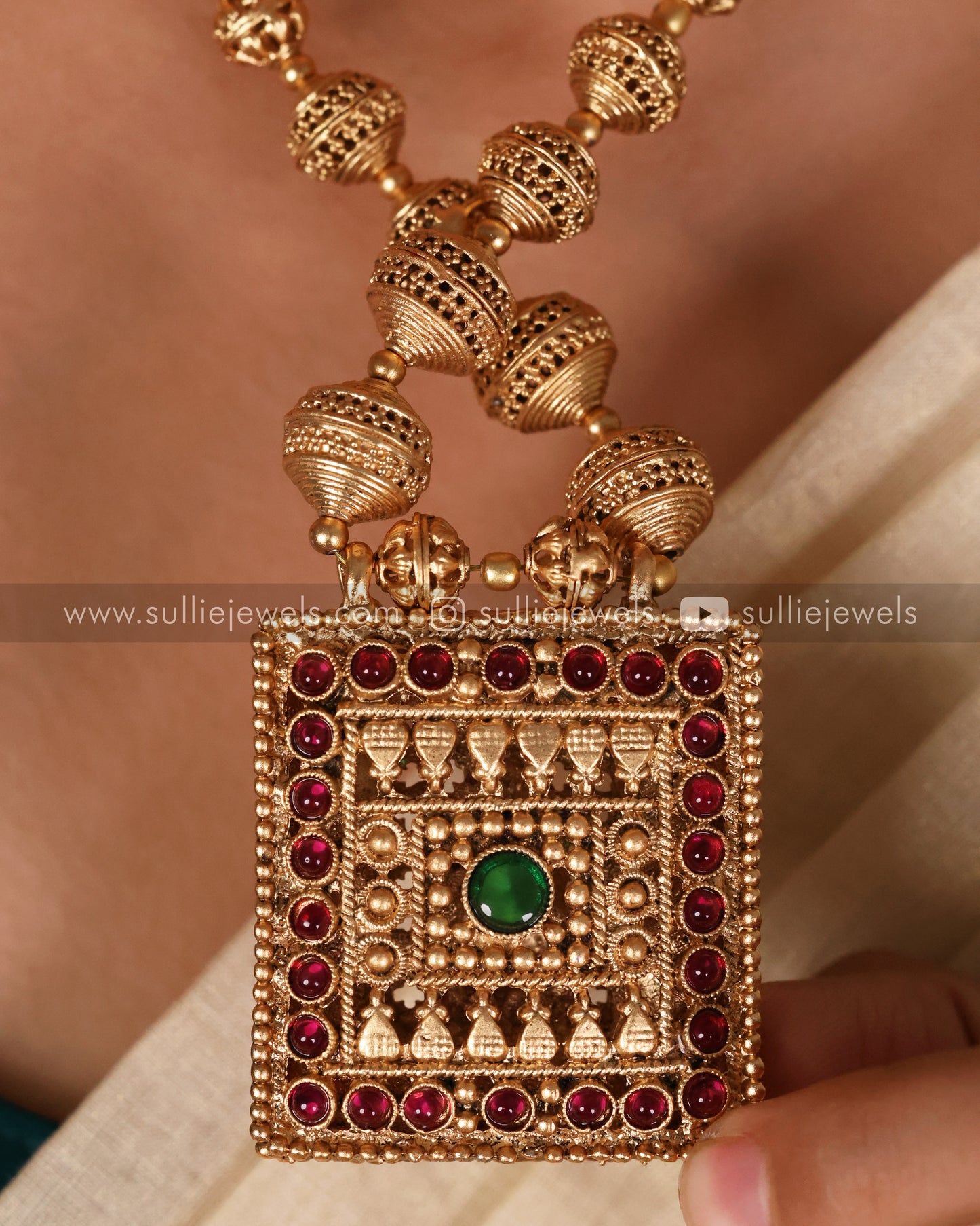 Bridal Combo - Coin Necklace, Reversible Pendant, Square Haram & 2 Jasmine Scrunchies