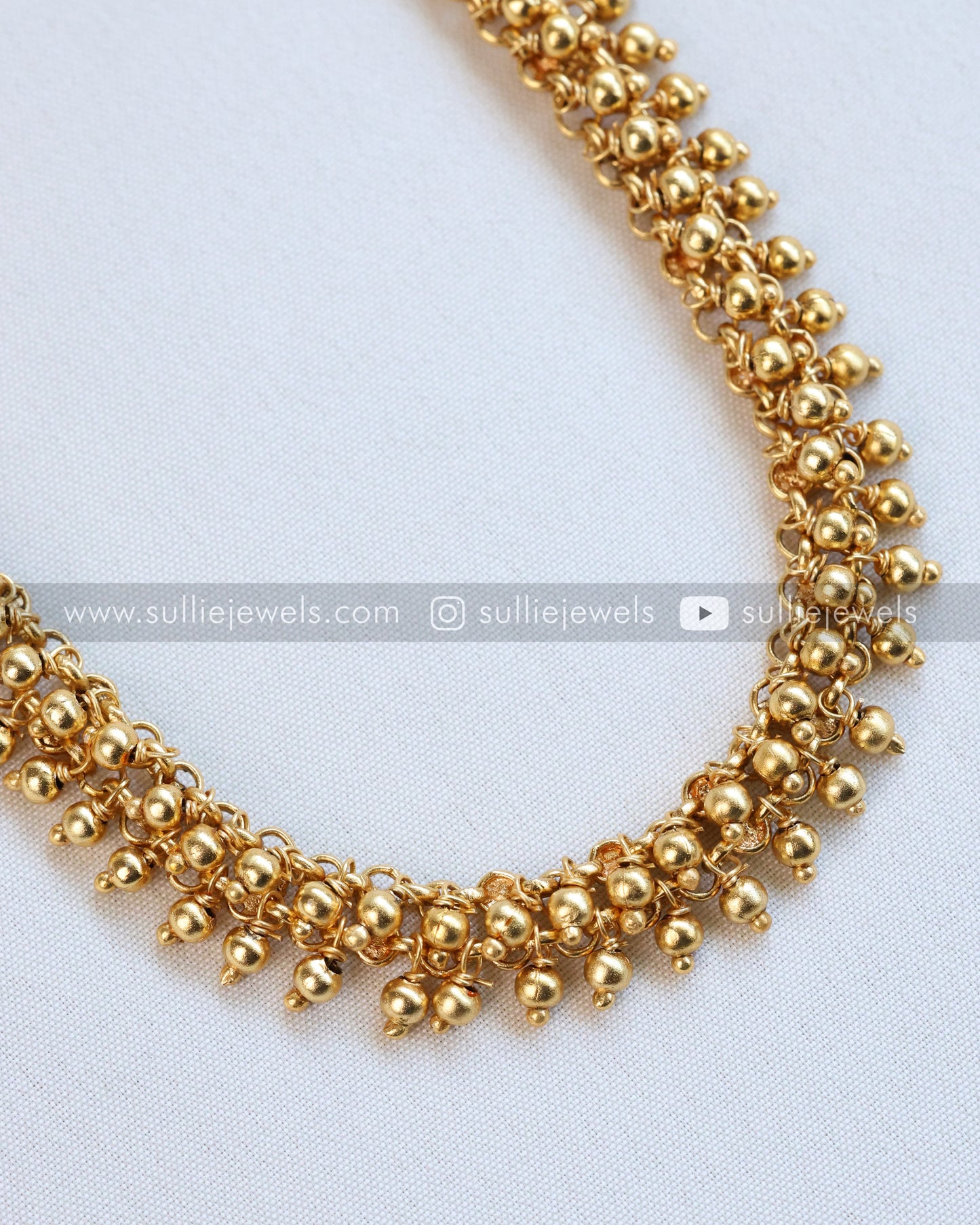 Minimal Gold Balls Hip Chain