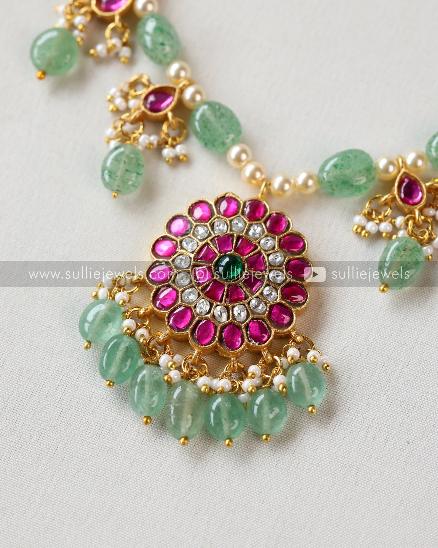 Jadau Kemp Premium Pendant with Mint beads Chain