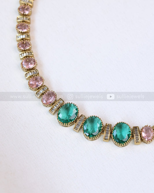 3707 - Pastel Pink & Green Victorian Necklace with Stud
