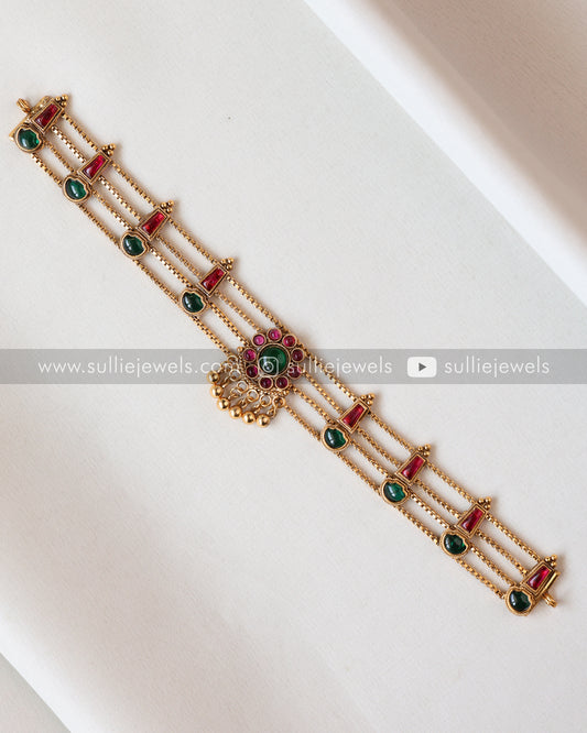 Sullie Basic - 4 Layer Ruby Green Palakka Choker with Stud