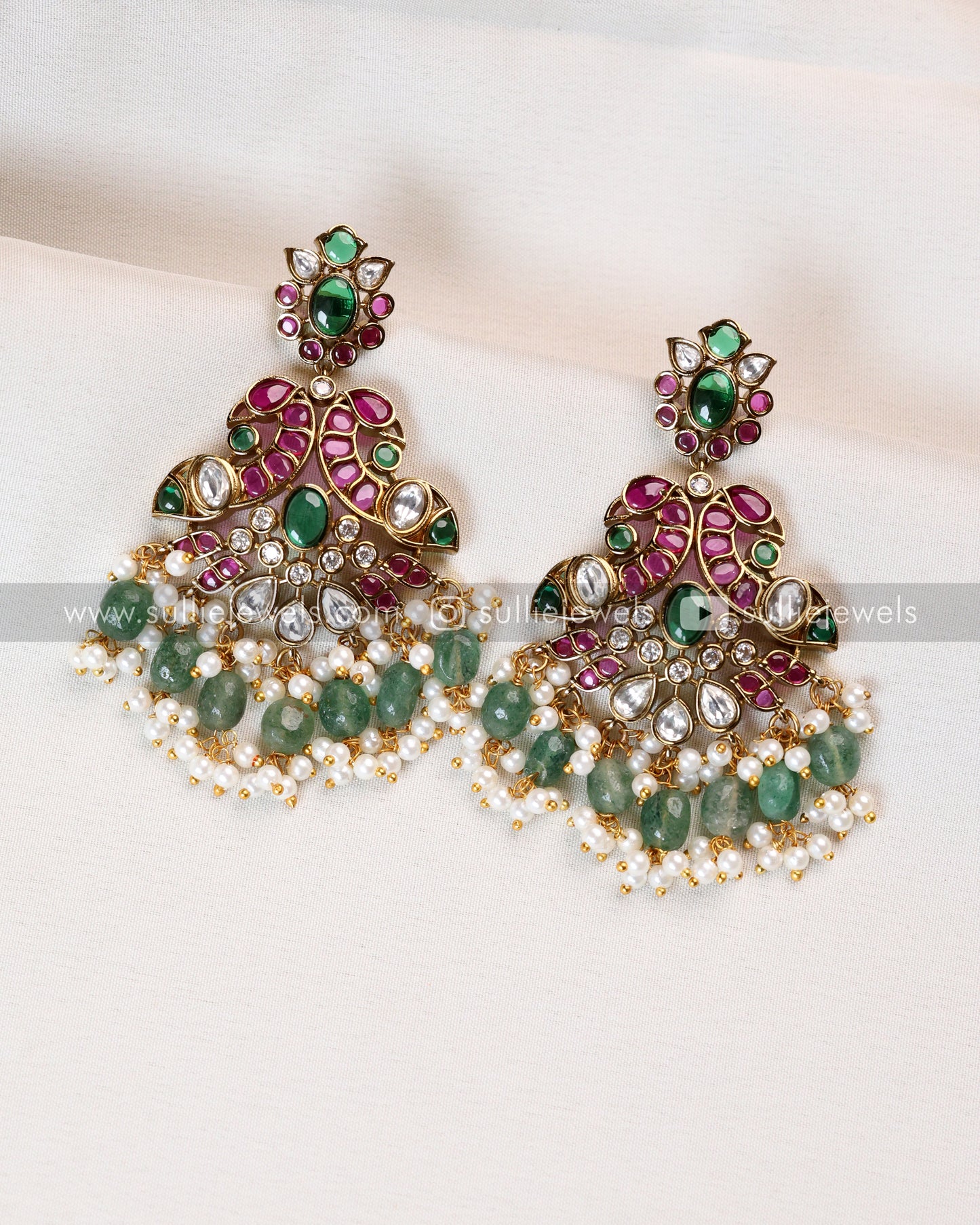 Premium Kemp & Mint Beads Heavy Necklace with Earring