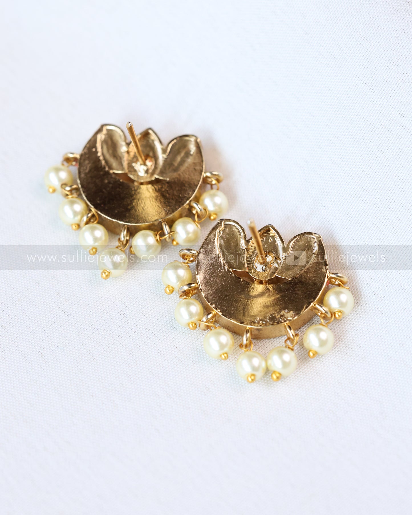 E1218 - Premium Jadau Lotus Kemp Stud - Ruby & White