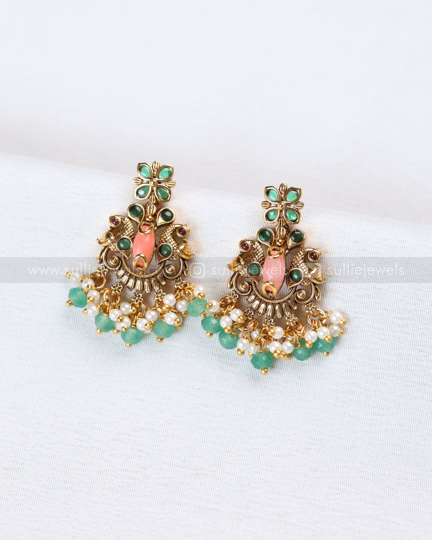 7211 - Peacock Peach Guttapusalu Haram with Mint beads and Earrings