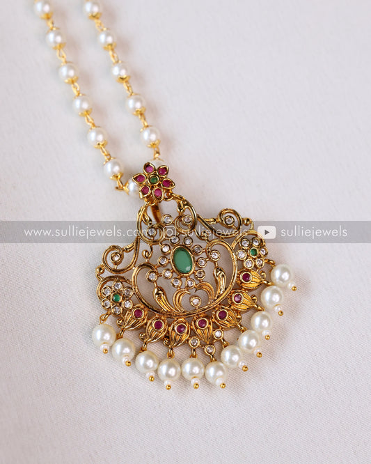 AD Stone Pendant with Pearl Chain Set