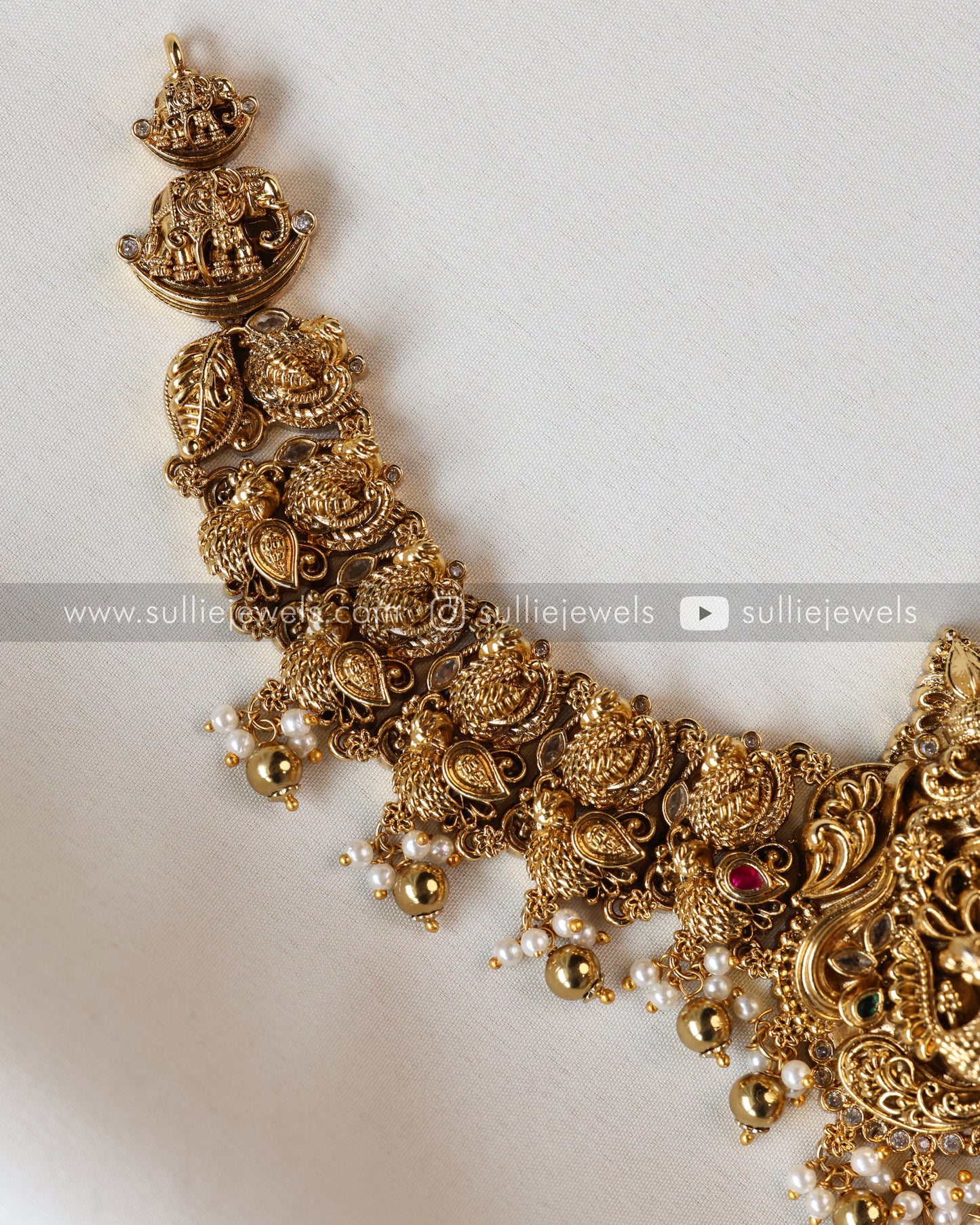 No Idol - Premium 3D Peacock Design Necklace with Jhumka