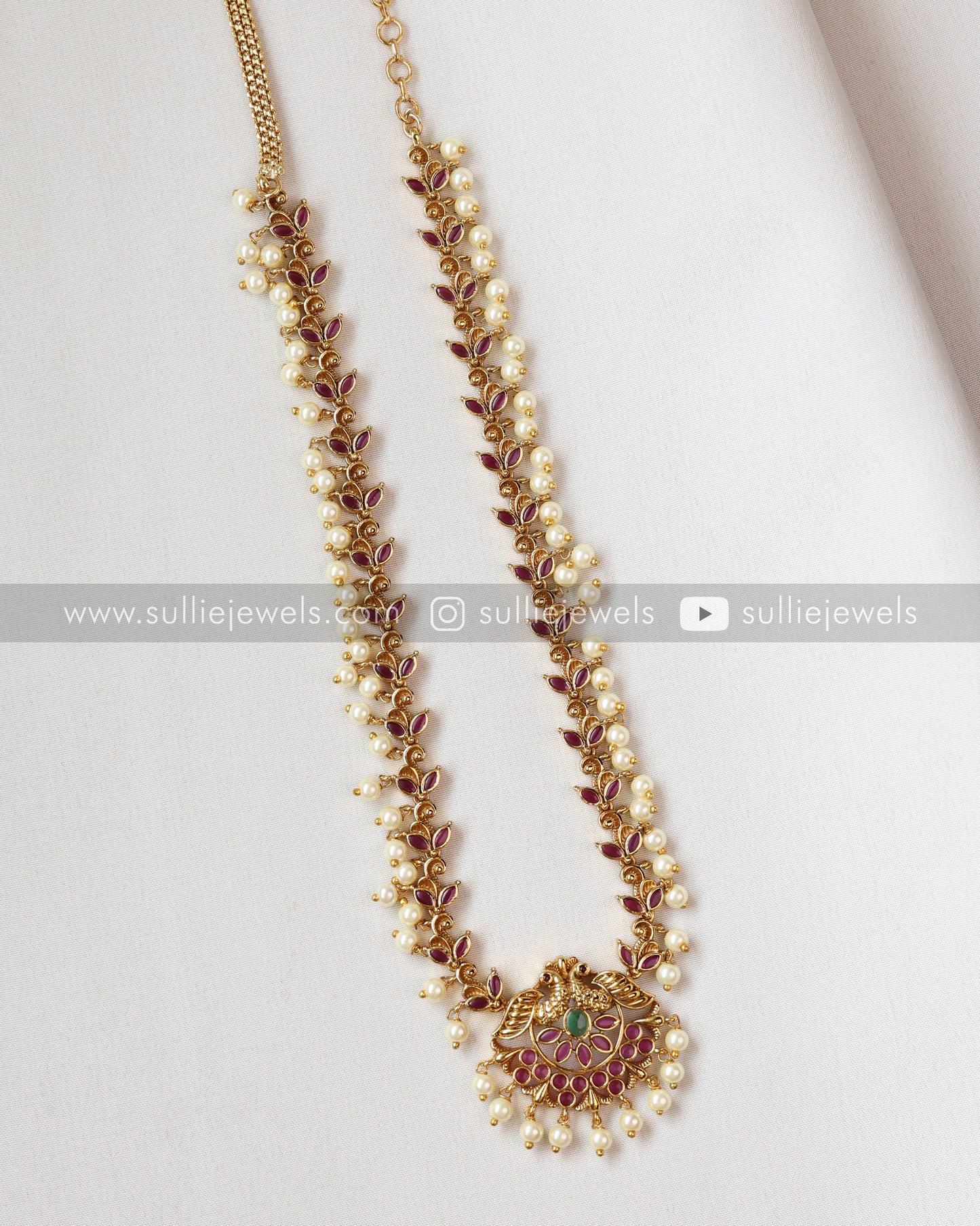 Minimal Peacock Pink Hipchain