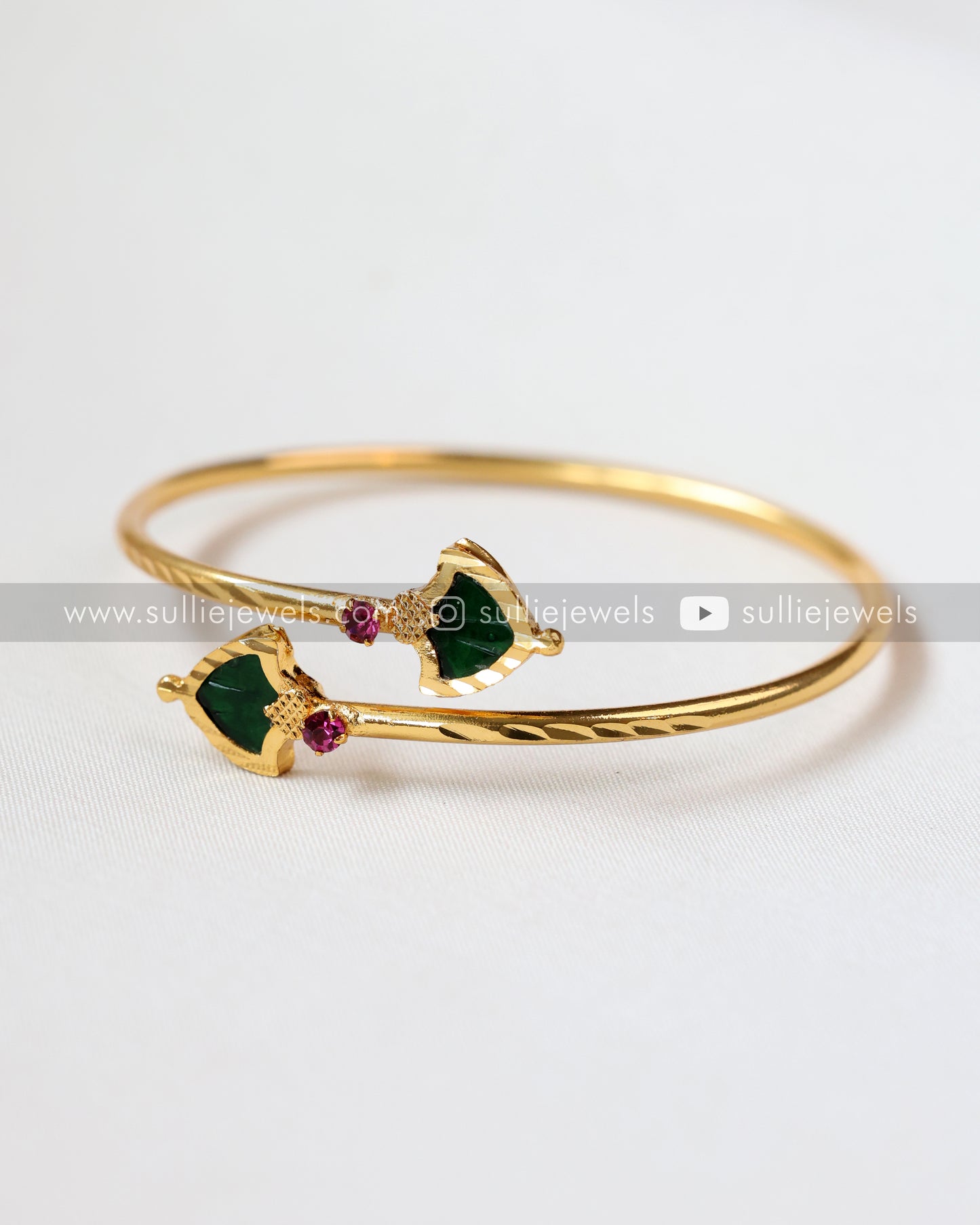 Palakka Gold Cuff Bangle