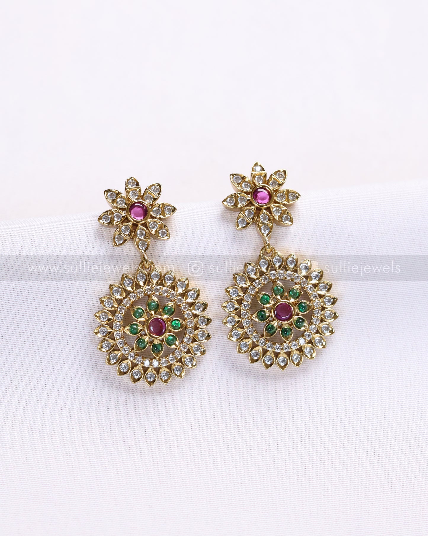 3889 - AD Green & Ruby Centre Stone Leaf Necklace with Stud