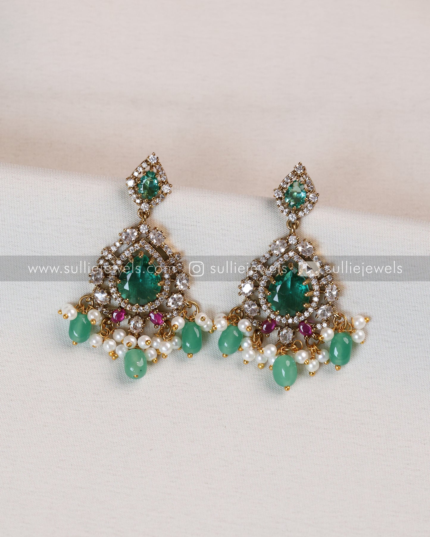 Diamond Teal Pendant Necklace with Earring