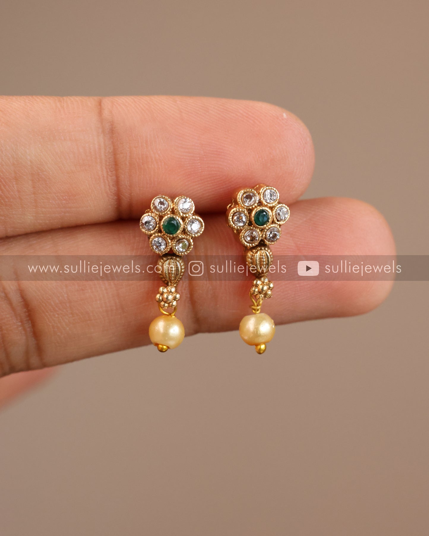 AD Green Flower Long Chain with Stud