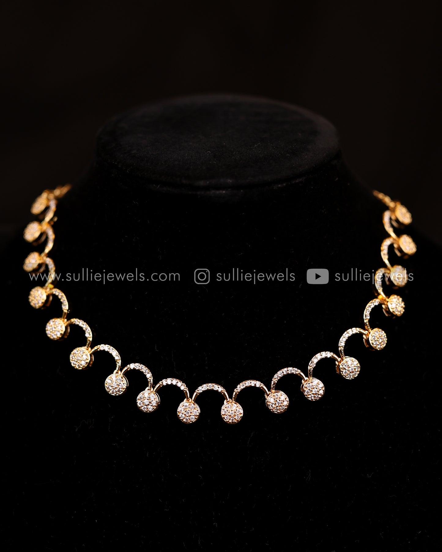 AD Curve Ball Necklace Set