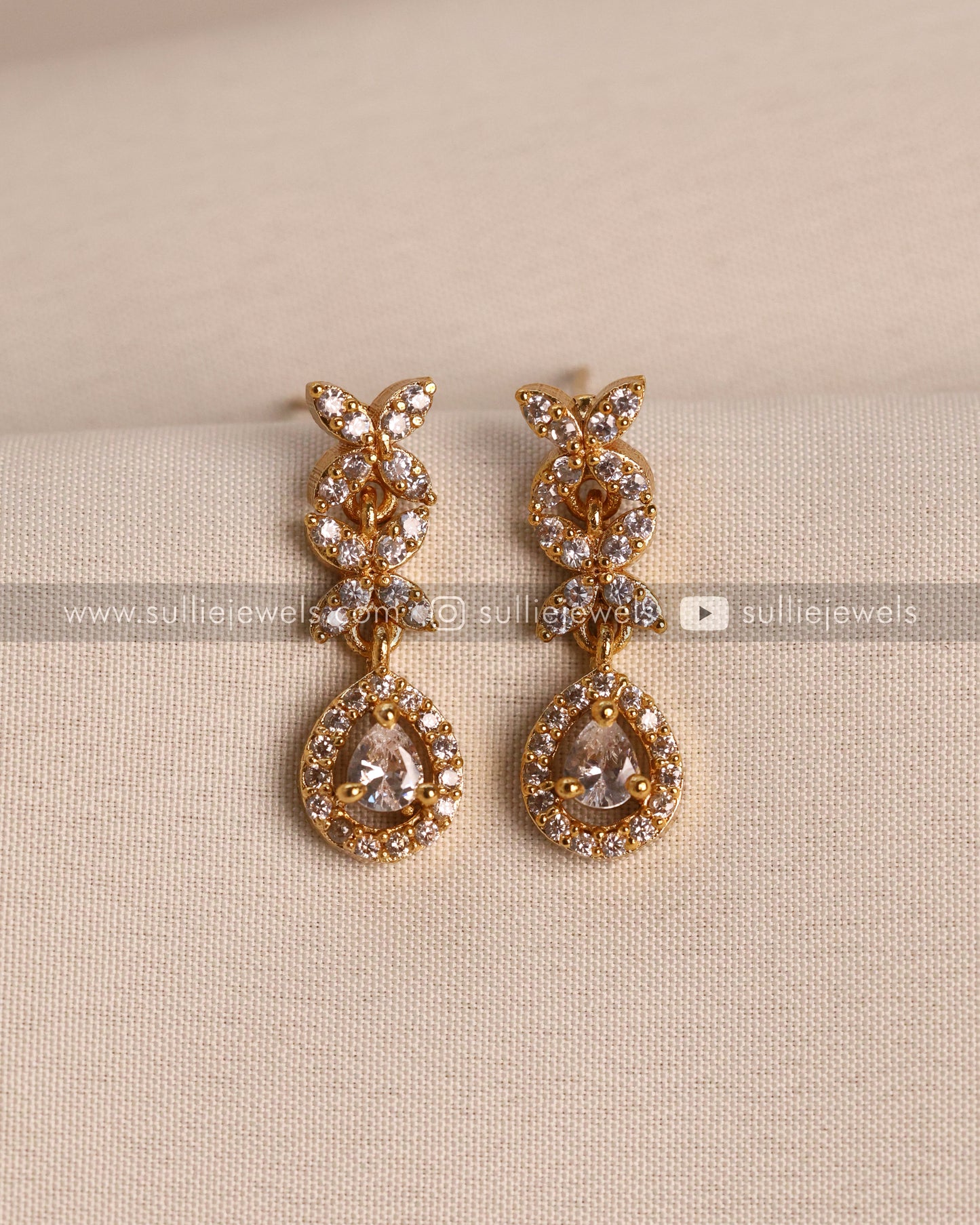 Diamond Drops & Wave Necklace with Stud