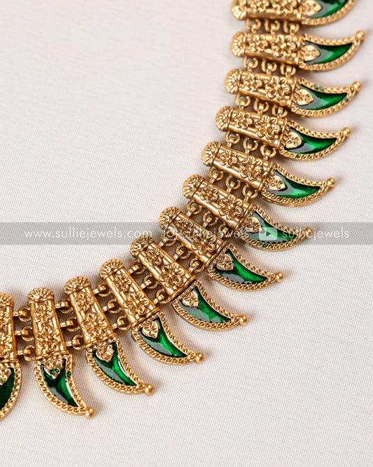 Sullie Basic - Green Palakka Necklace with Stud