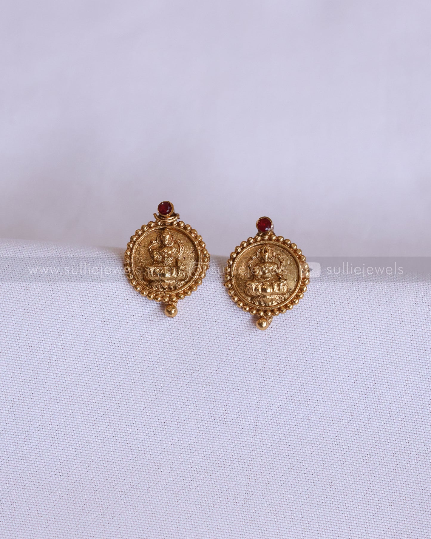 3939 - Gold Beaded Lakshmi Coin Necklace with Stud
