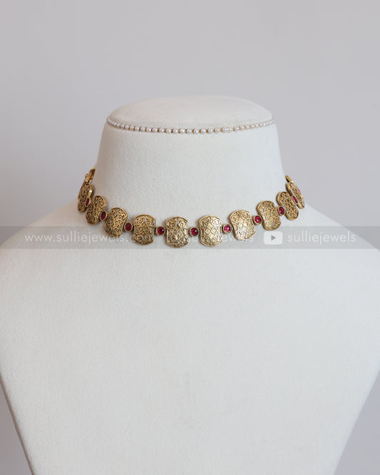 3744 - Sullie Basic - Ruby Gold Statement Necklace / Choker with Stud