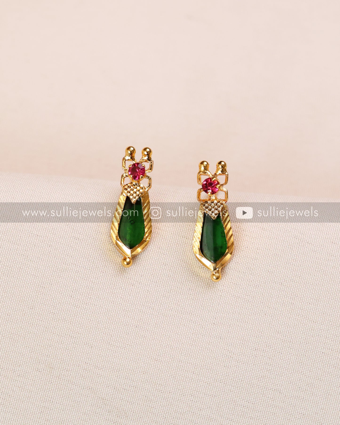 Palakka Gold Plated Chain with Studs