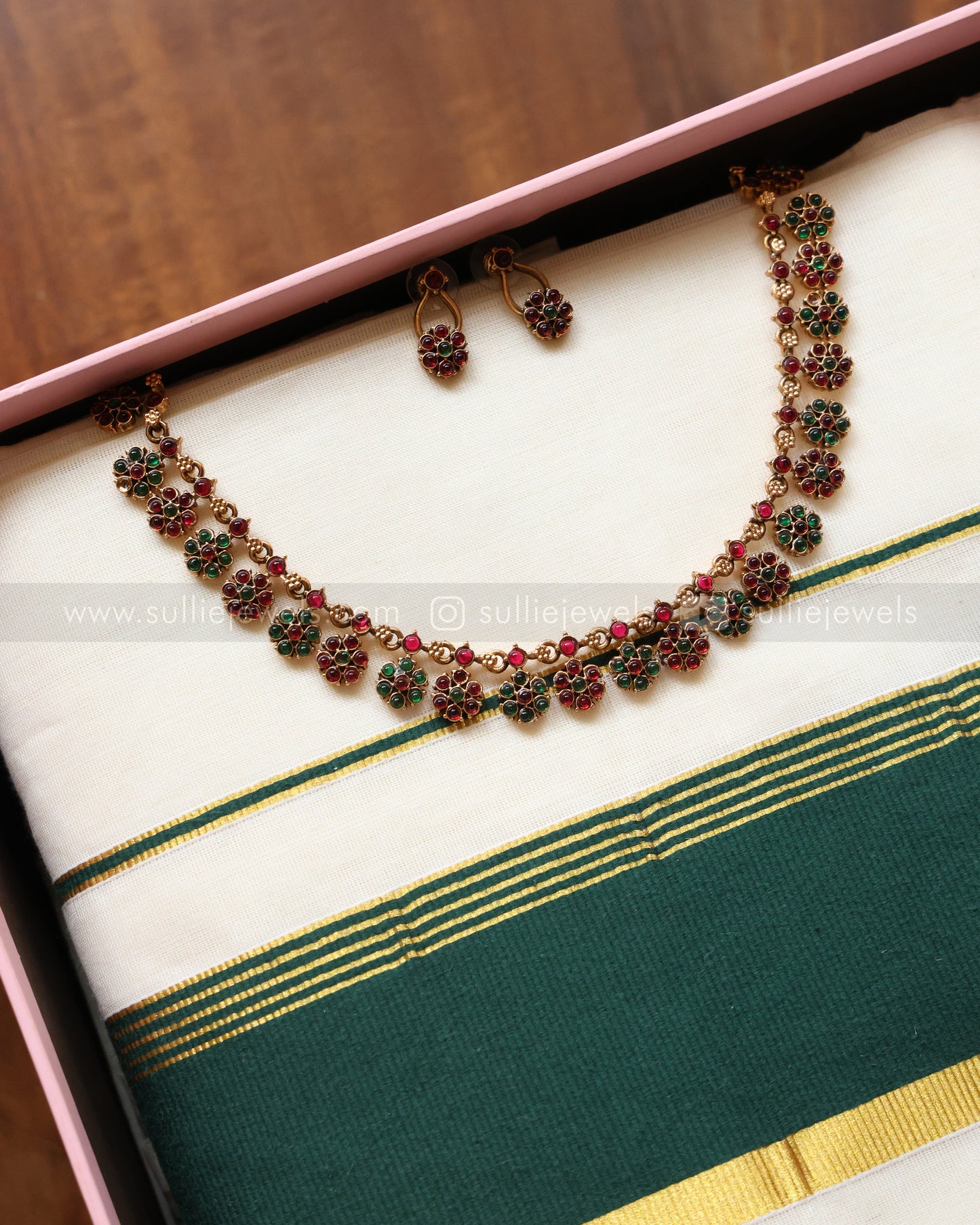 Onam Gift Hamper - saree, bangle set, necklace with earring & jasmine