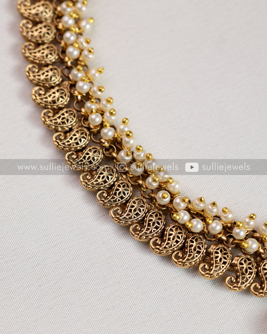 Antique Pearl Necklace with Stud