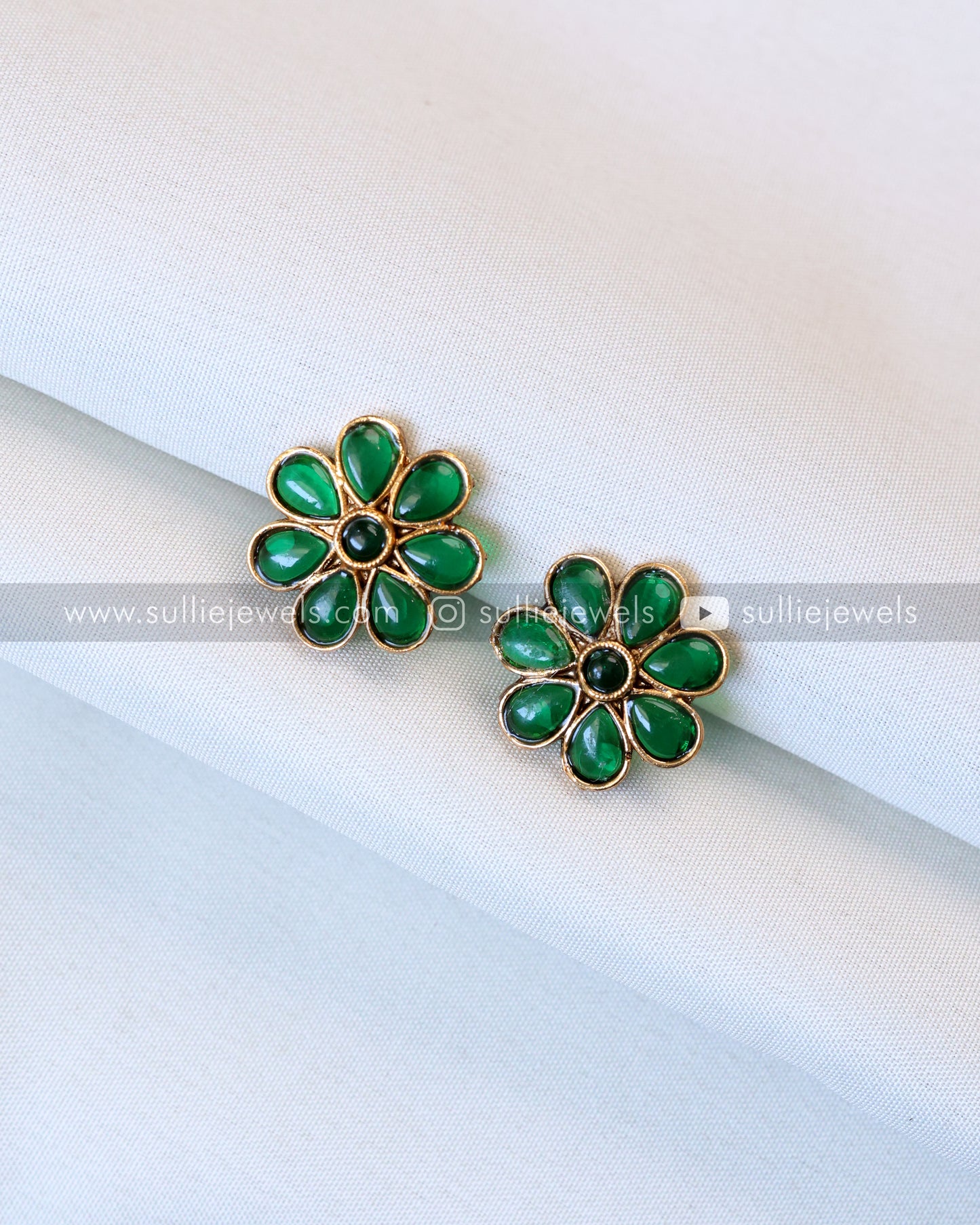 Sullie Basic - Green Raindrop Necklace with Earring