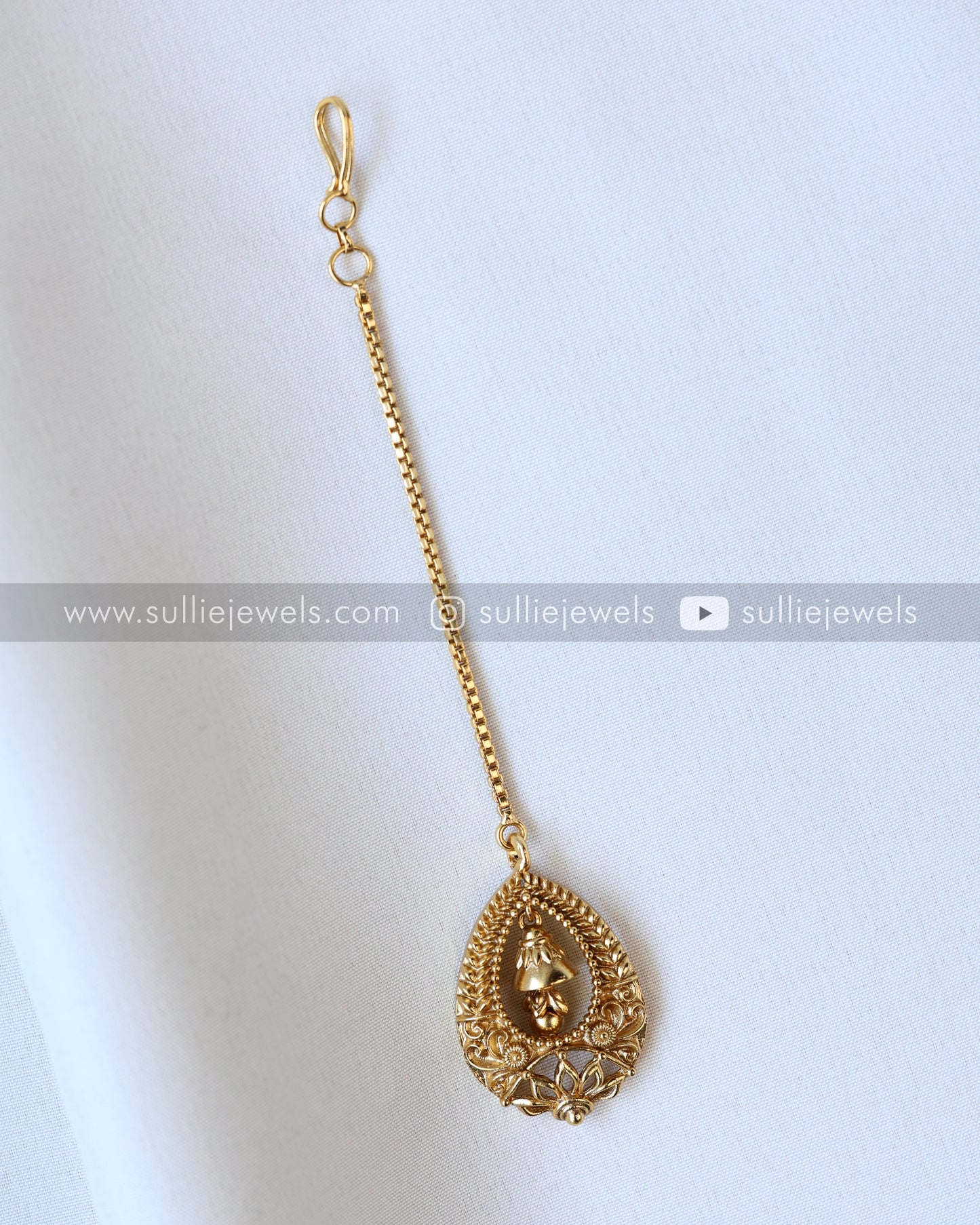 Minimal Gold Bell Tikka Chain