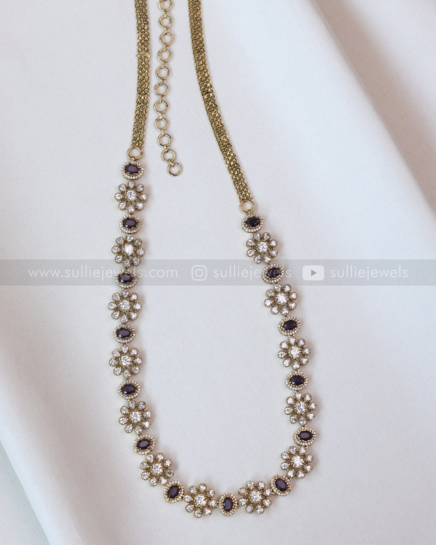 H205 - Diamond Floral Victorian Hipchain - Navy Blue