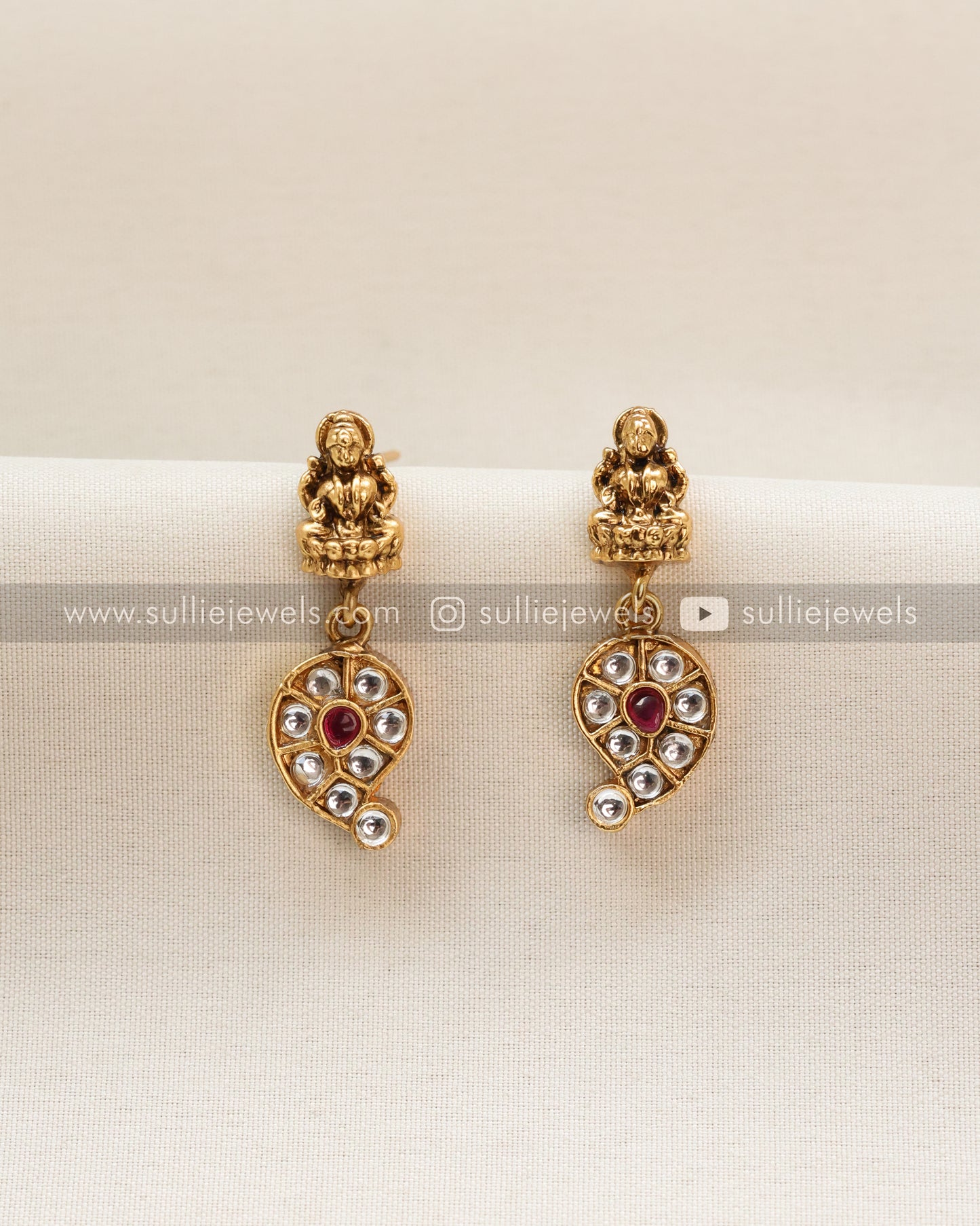 AD & Kemp Gold Mango Long Chain with Stud