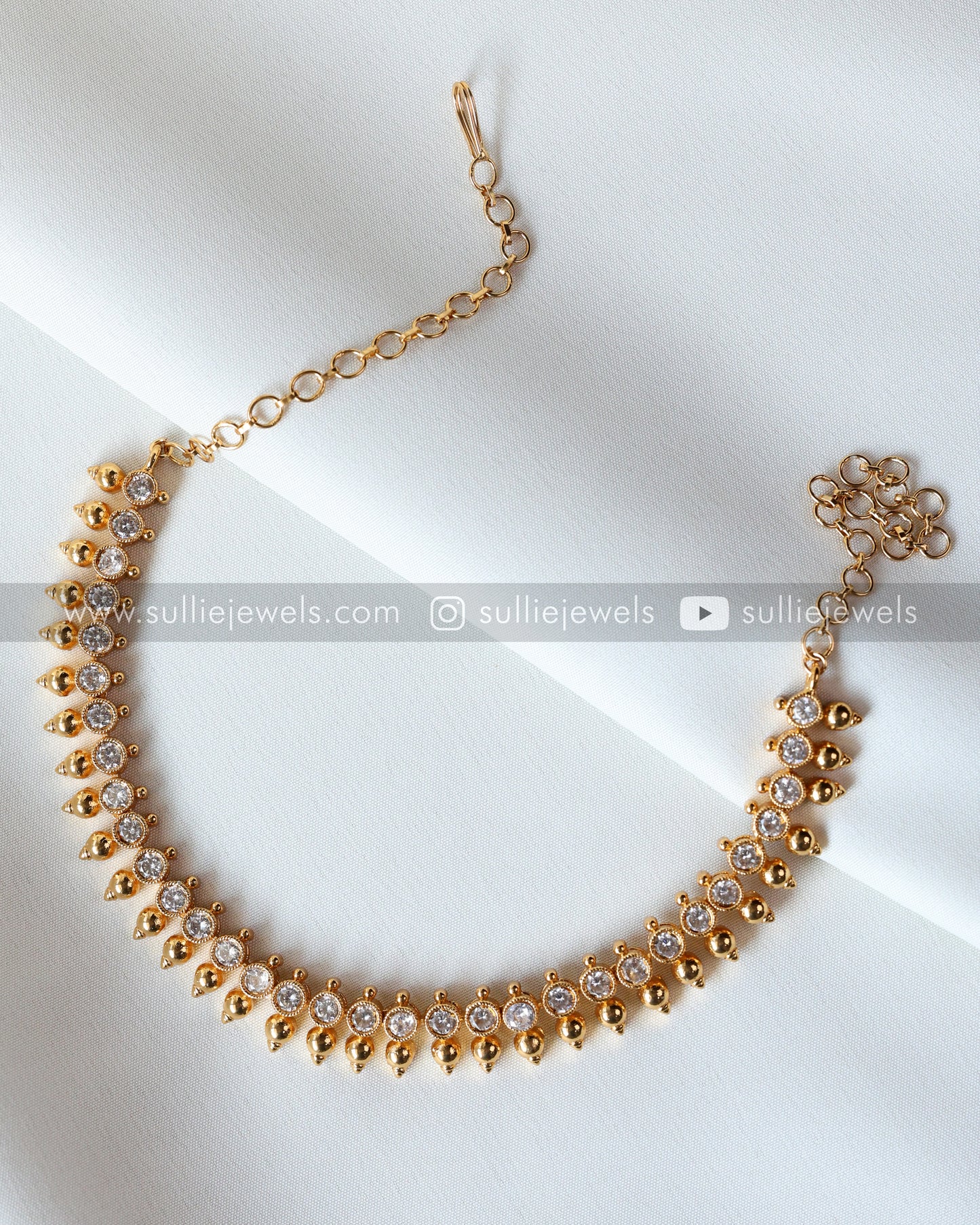 Minimal Kemp Necklace with Earring