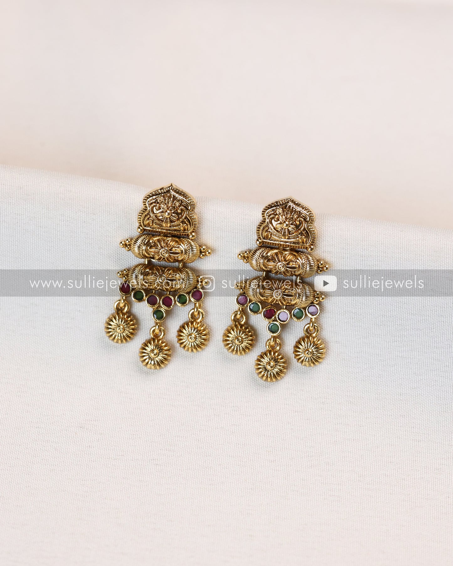 No Idol Gold Tube Design Necklace with Earring