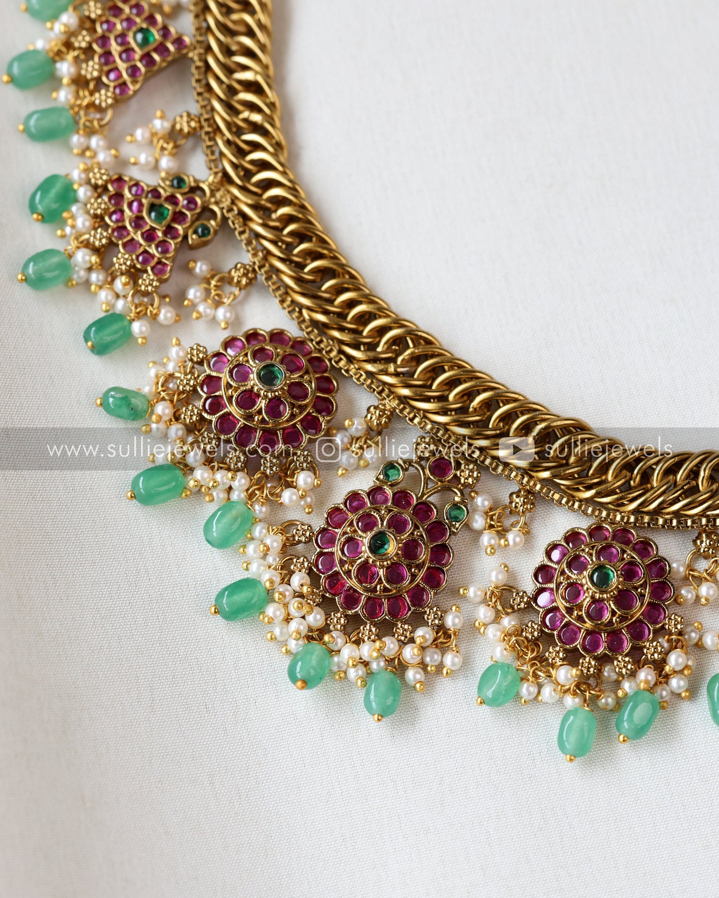 No Idol - Premium Kemp Design Necklace with Earring - Mint Beads