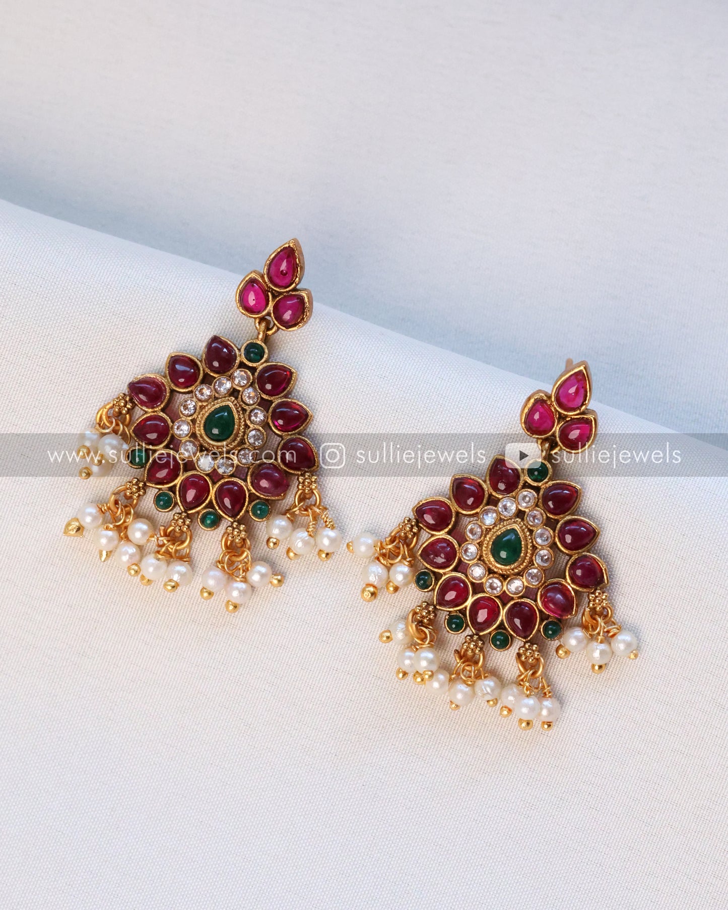 Sullie Basic - Ruby Kemp Necklace with Earring