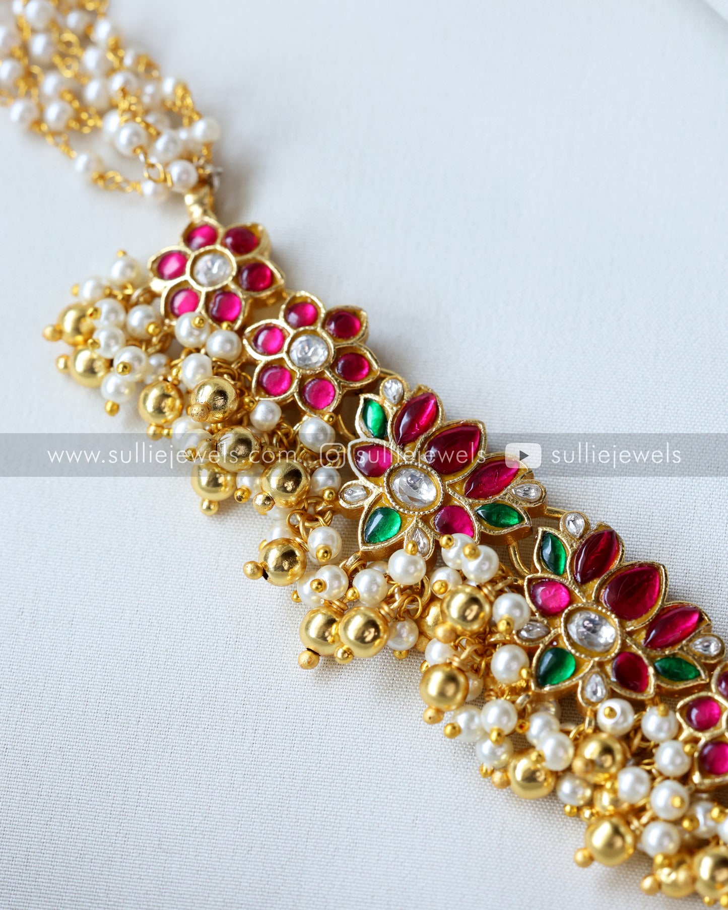 Jadau Lotus Kemp Necklace / Choker with Earring