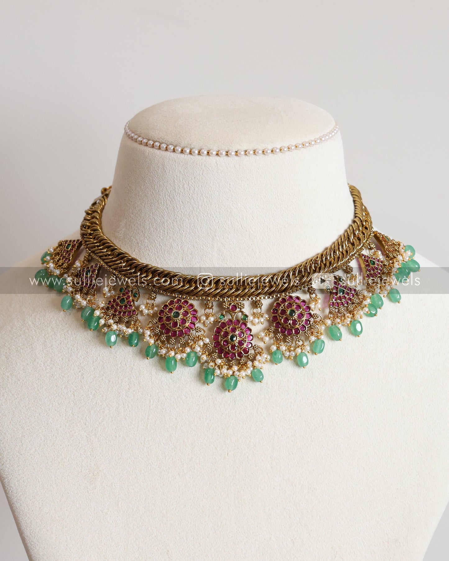 No Idol - Premium Kemp Design Necklace with Earring - Mint Beads