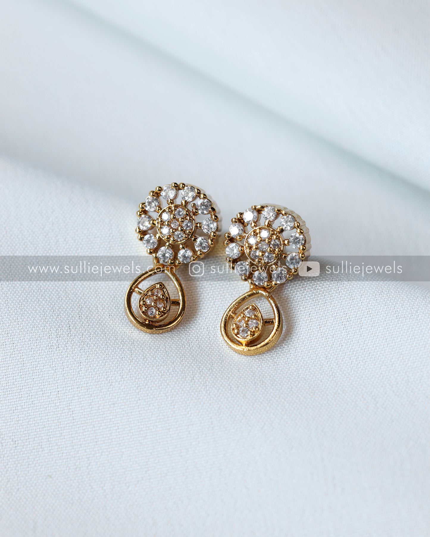 Diamond Mini Raindrop Necklace Set