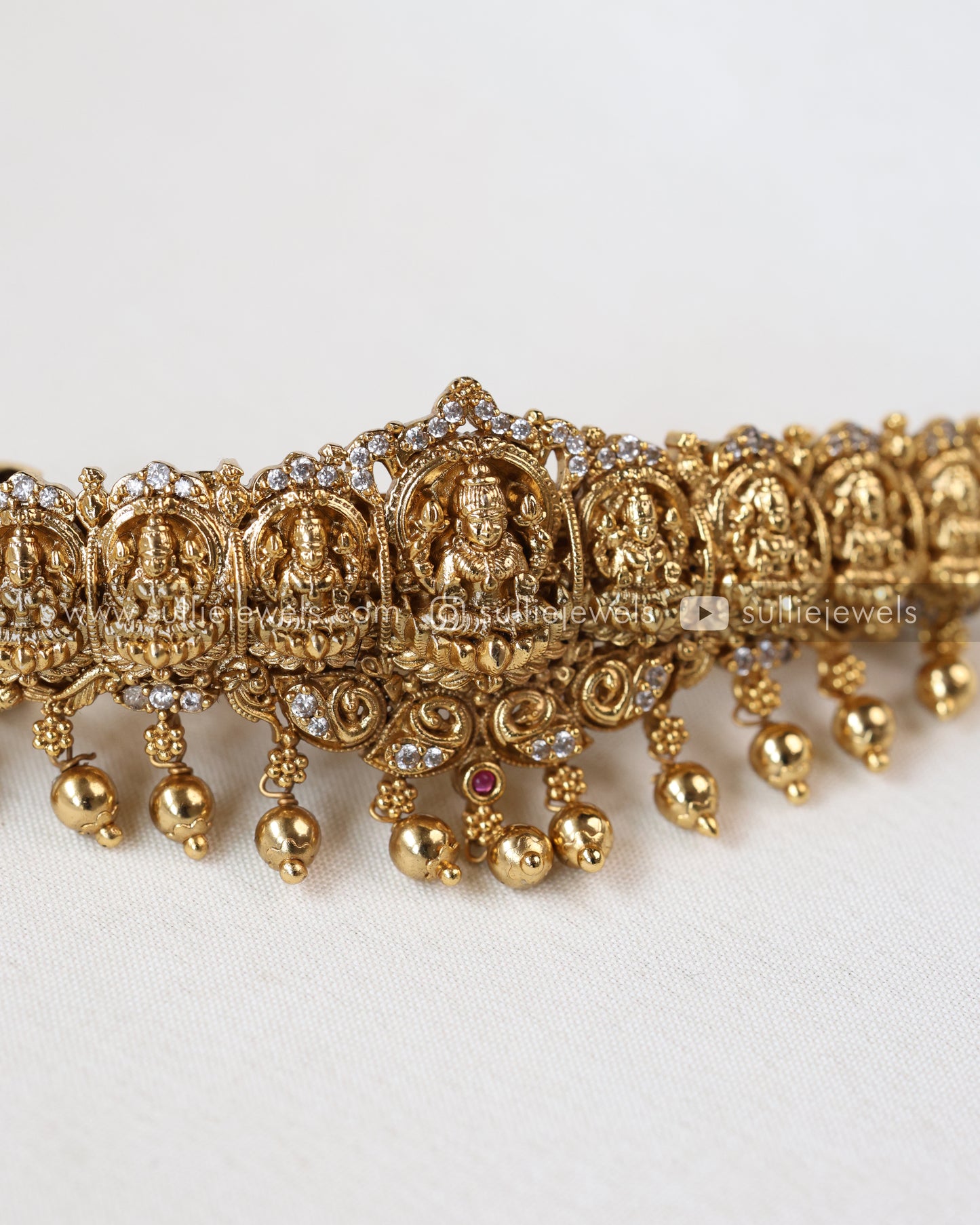 Goddess Premium Temple Hair Clip