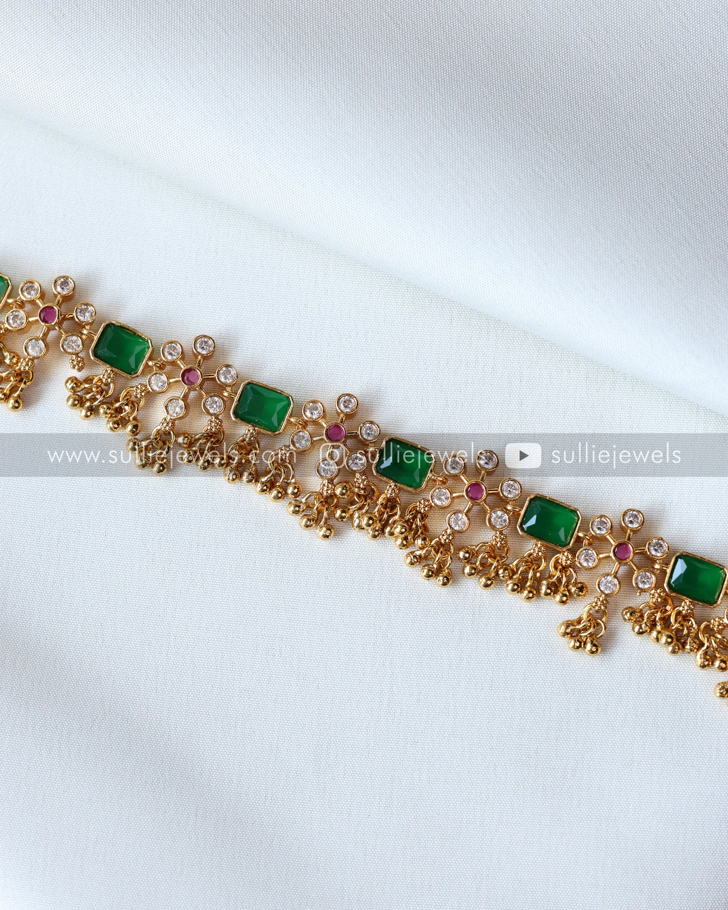 Stone & Flower Necklace with Earring