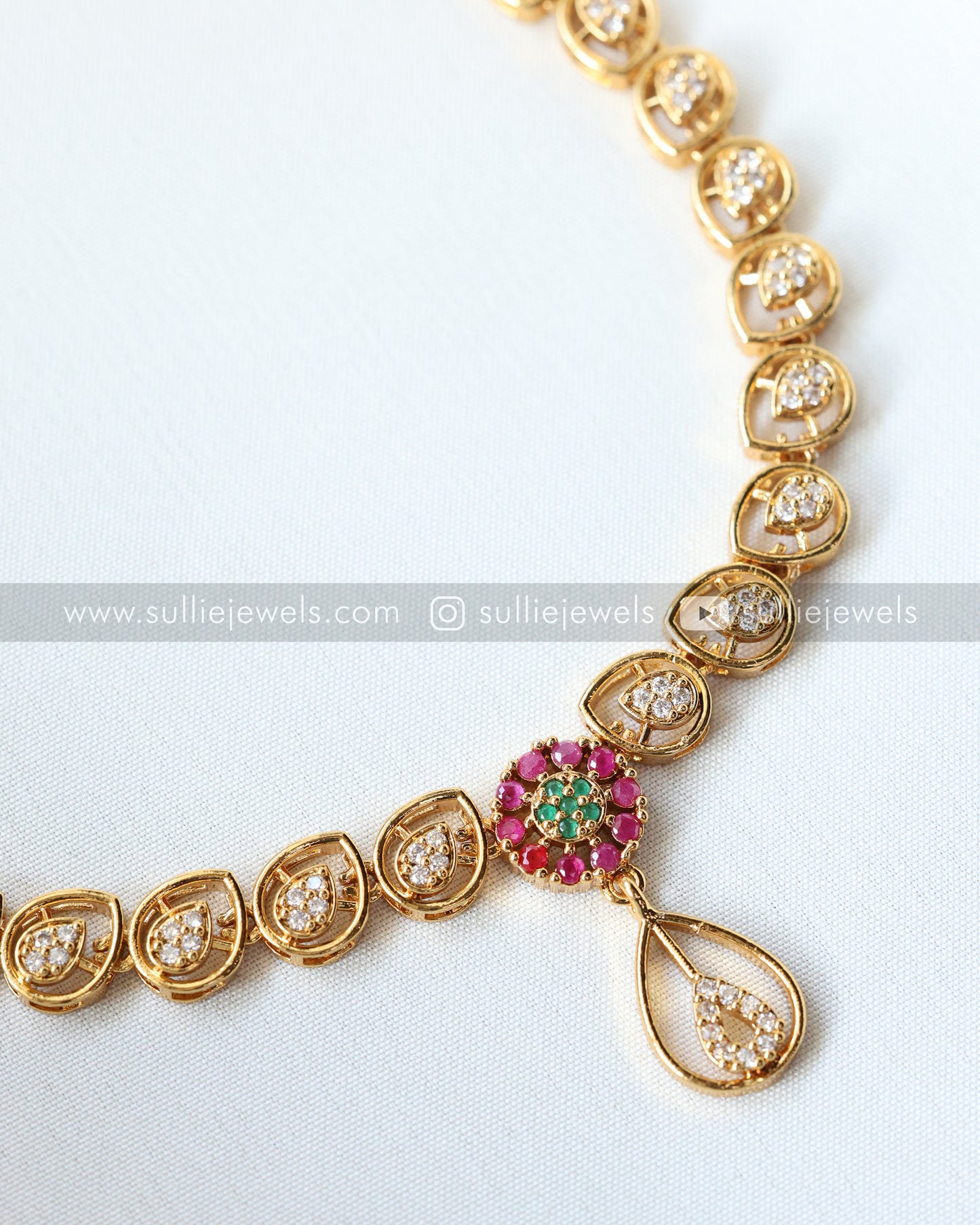 Diamond Mini Raindrop Necklace Set