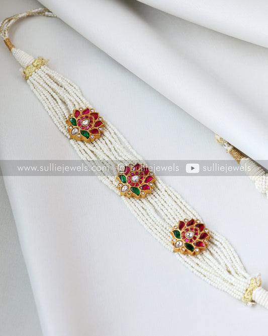 Jadau Lotus Kemp Pearl Choker with Studs