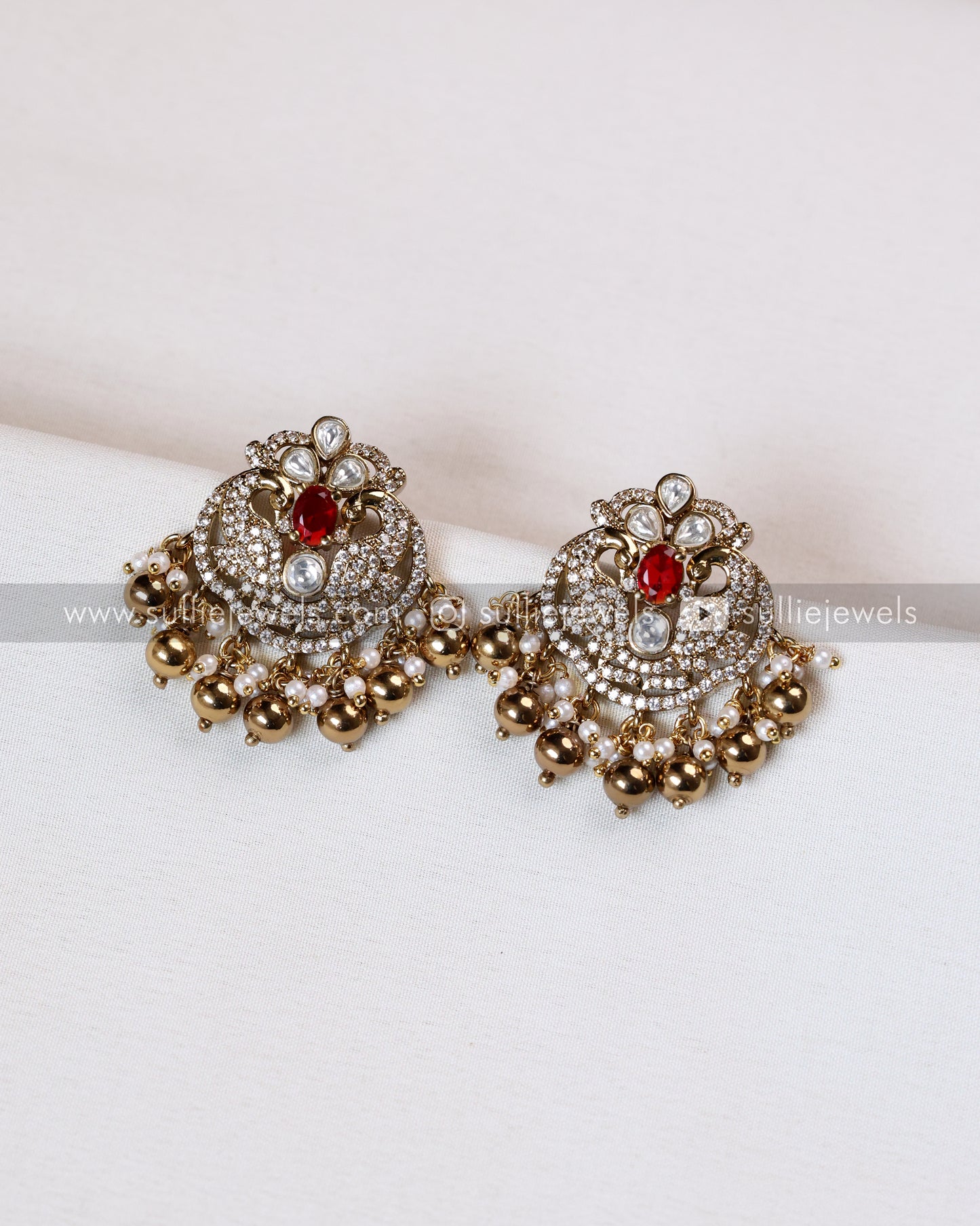 AD Premium Hasli with Earring - Gold Beads