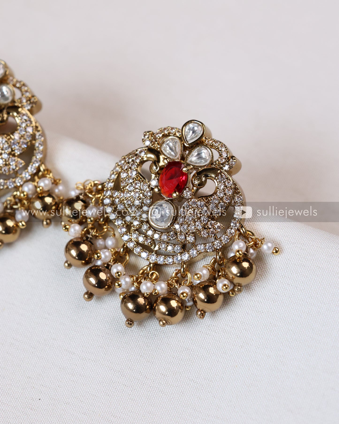 AD Premium Hasli with Earring - Gold Beads