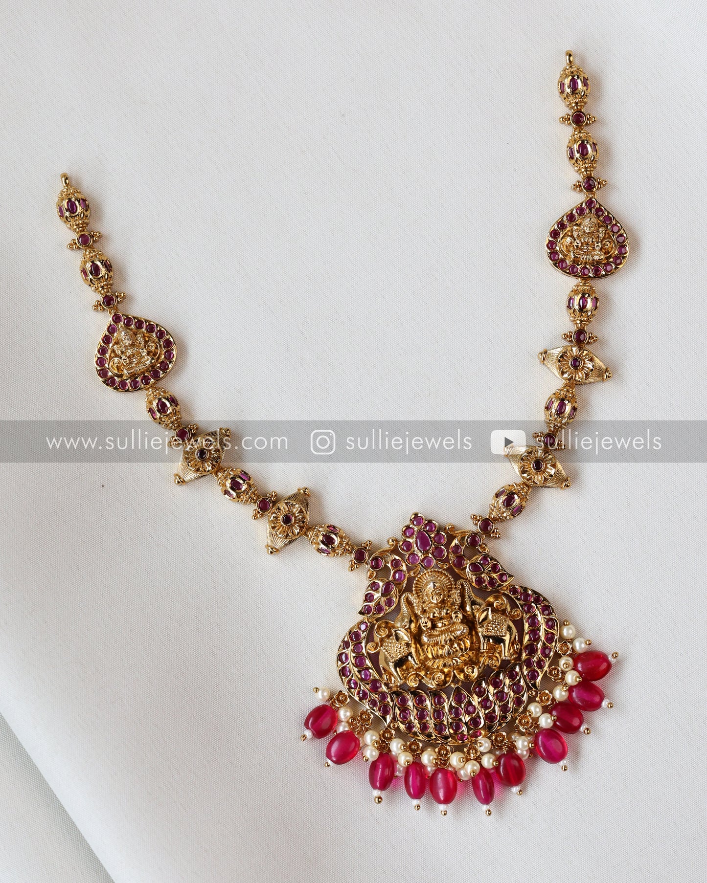 Premium Lakshmi Pendant with Earrings