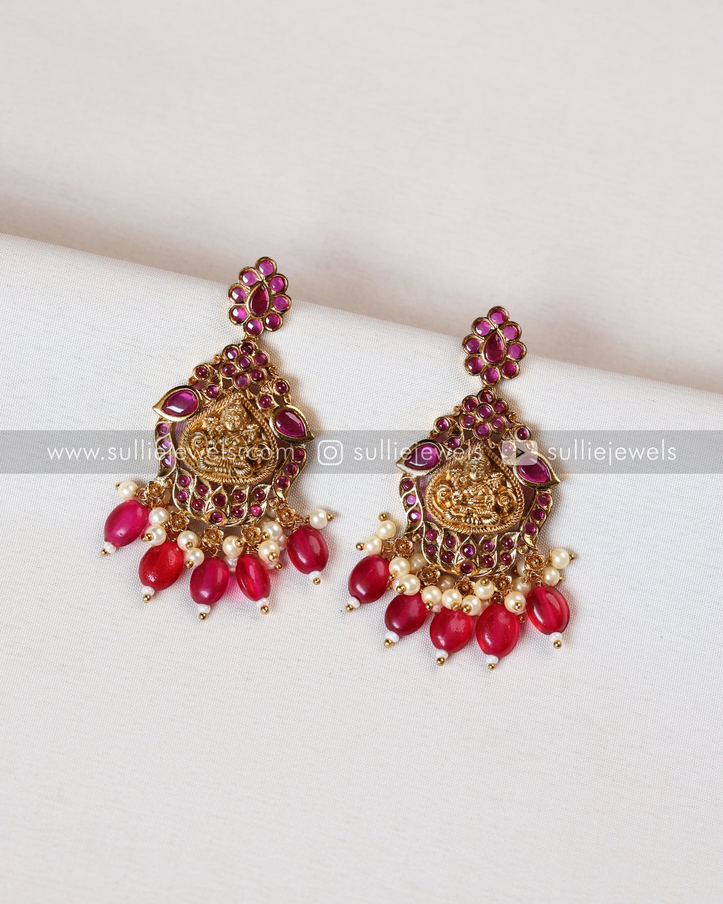 Premium Lakshmi Pendant with Earrings
