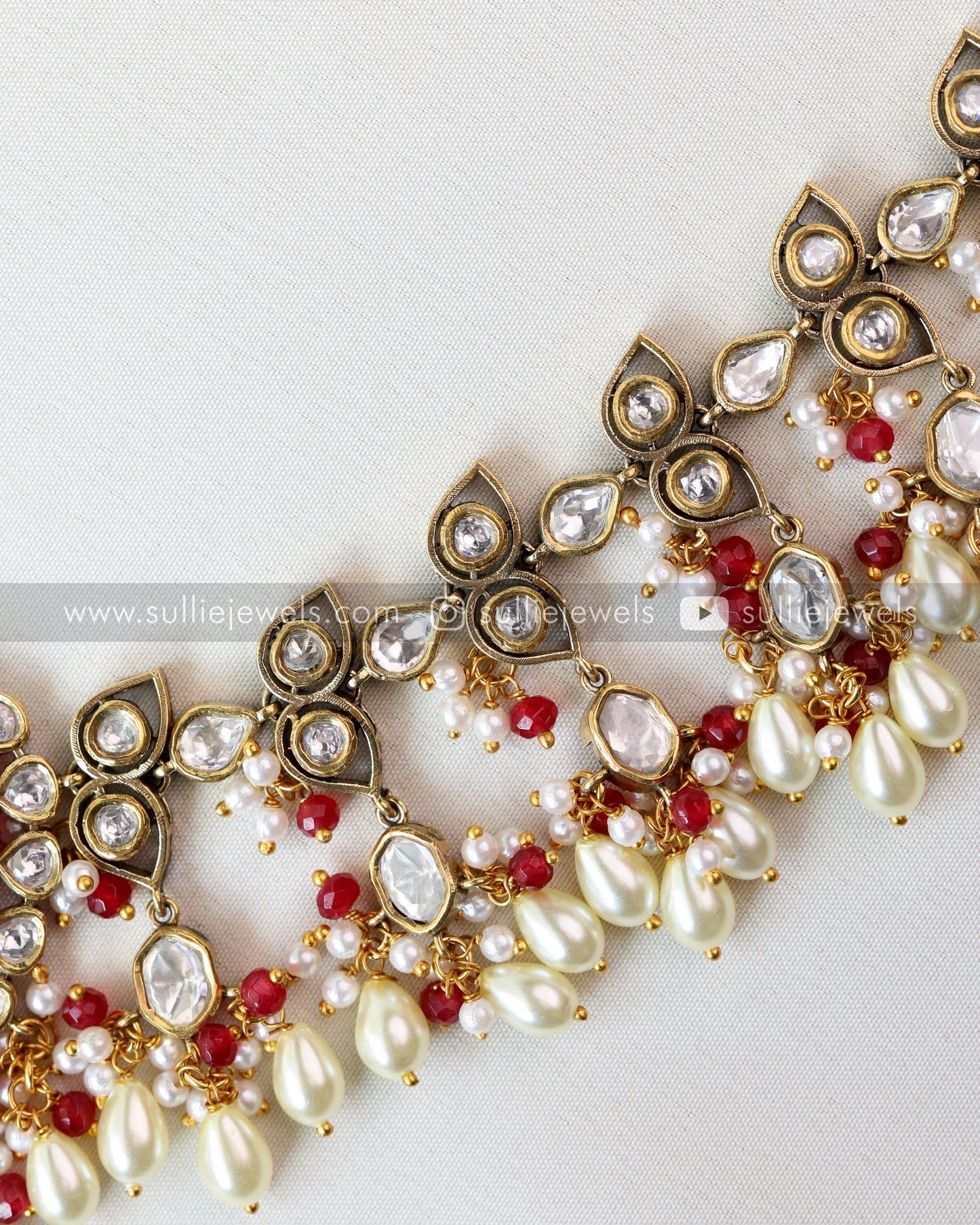 Victorian Premium Pearl Necklace with Studs
