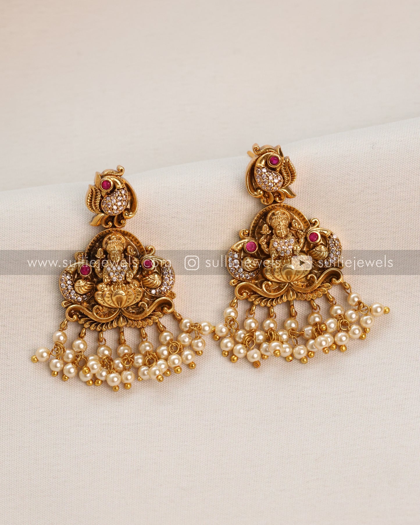 Premium Goddess Necklace with Earring