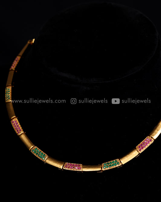 Minimal Gold finish Necklace Set