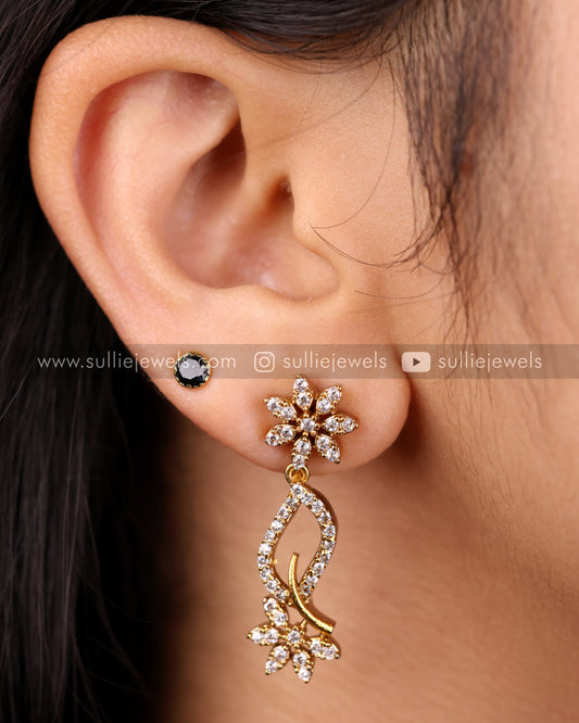 Diamond Lookalike Flower Leaf Necklace Set