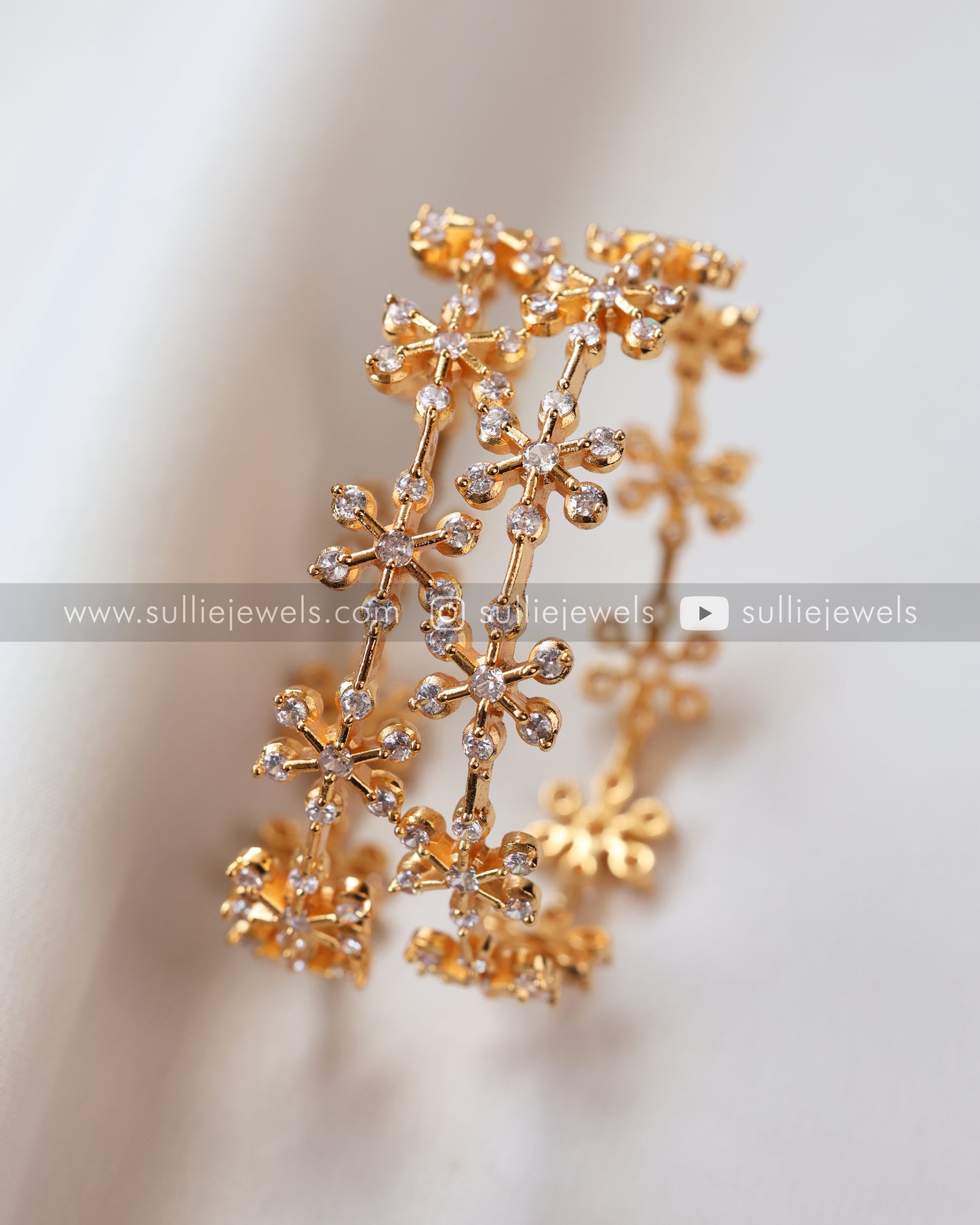 White Flower Stone Bangle - Set of 2