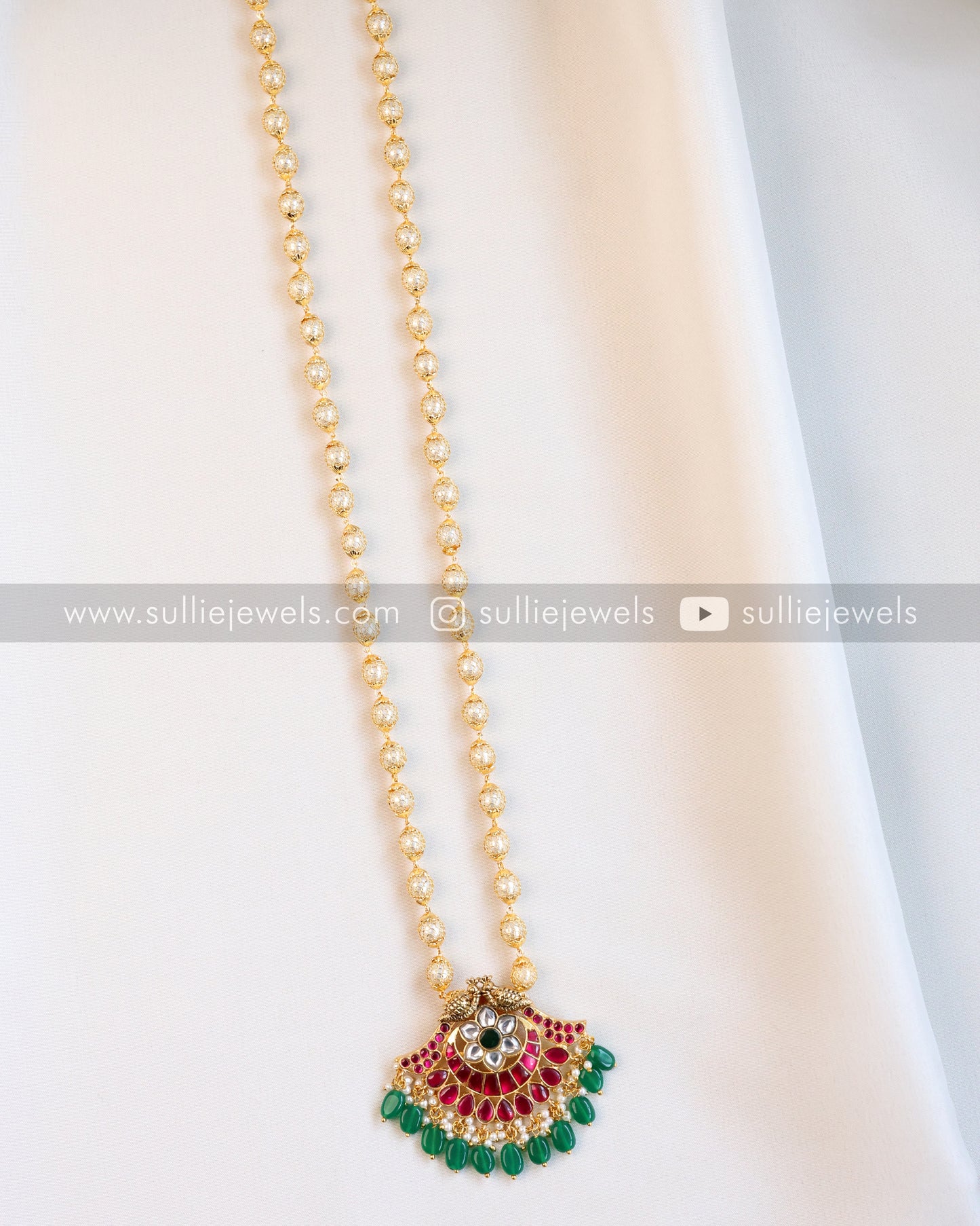 Gold Meshed Pearl Chain with Kemp Pendant - No Idol