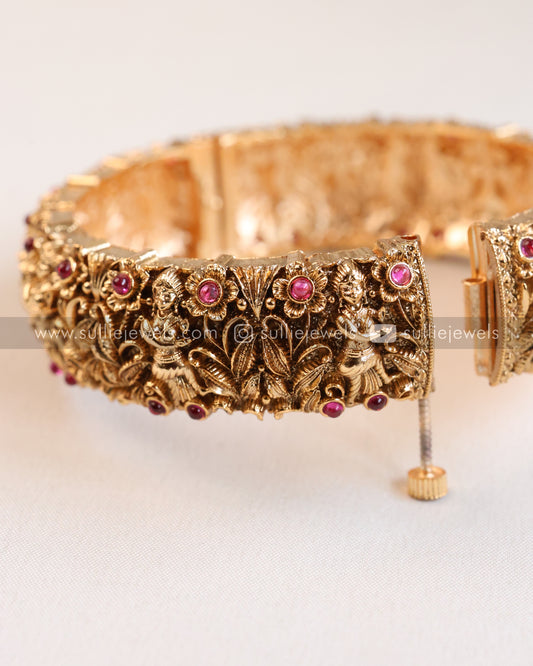 Goddess Detail Ruby & Gold Screw Kada Bangle