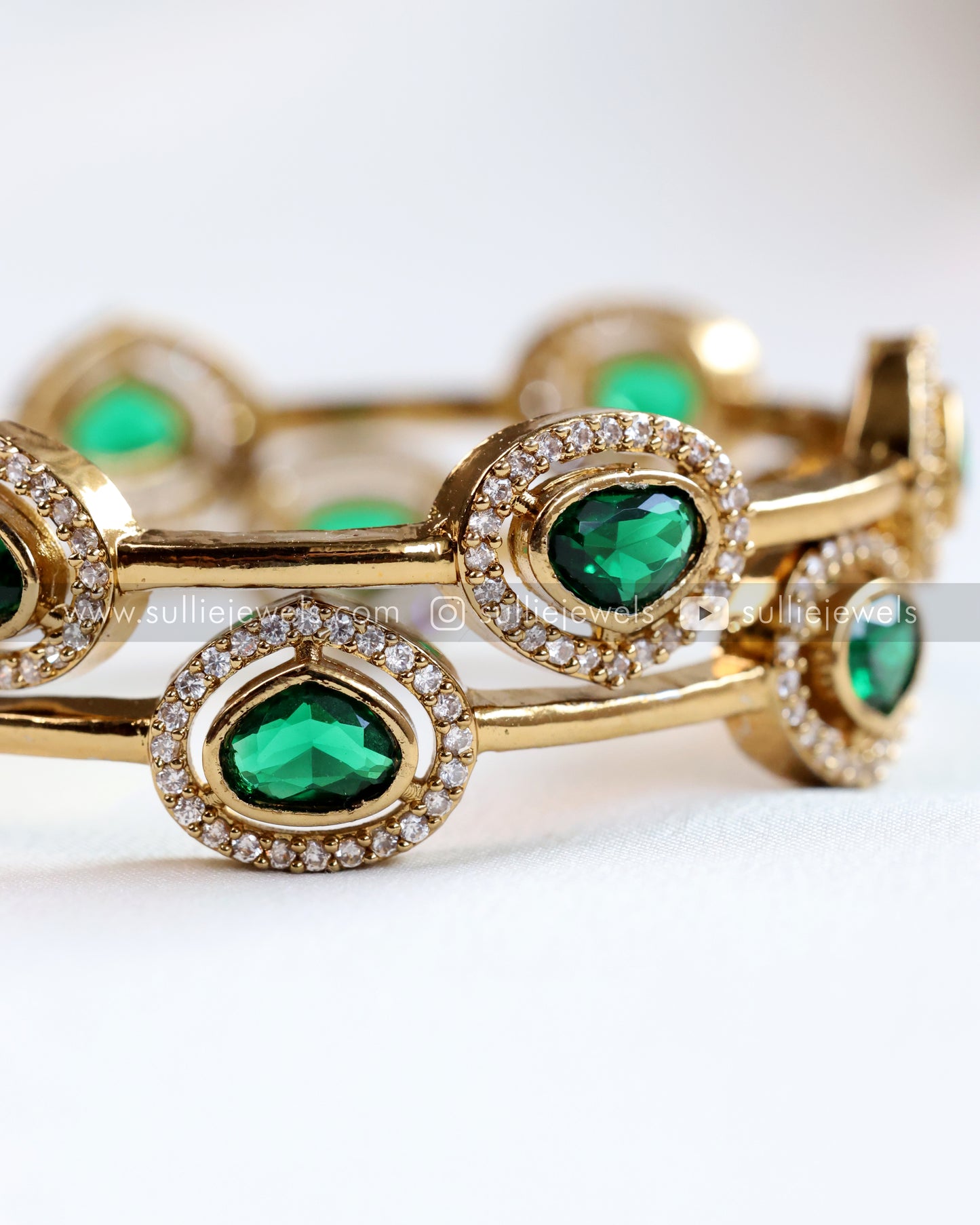 Premium Triangular Green Stone Bangle - Set of 2